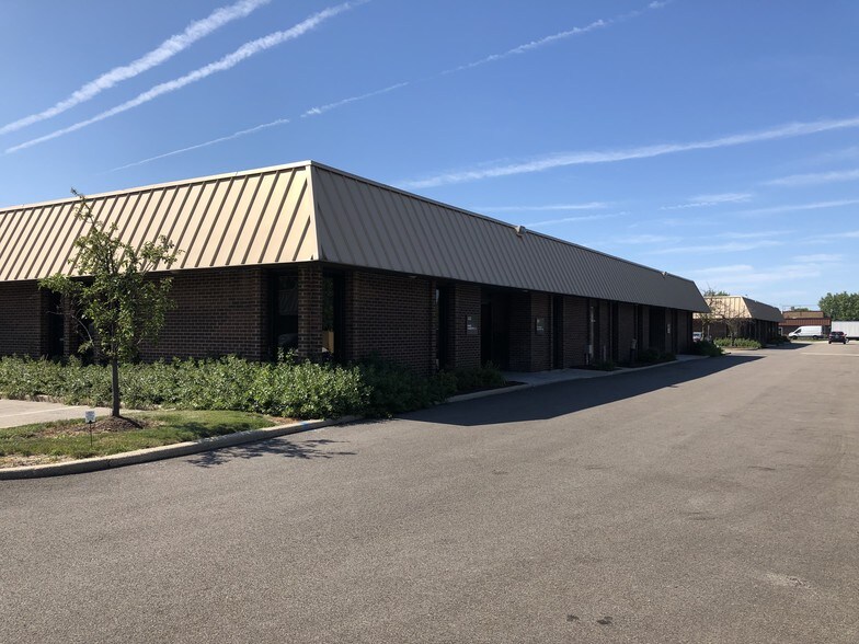 More Photos Of 729 N Route 83, Bensenville Unknown For Lease