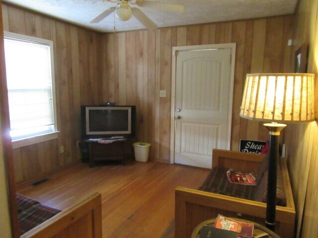 More Photos Of 512 Carthage St, Sanford Office For Sale