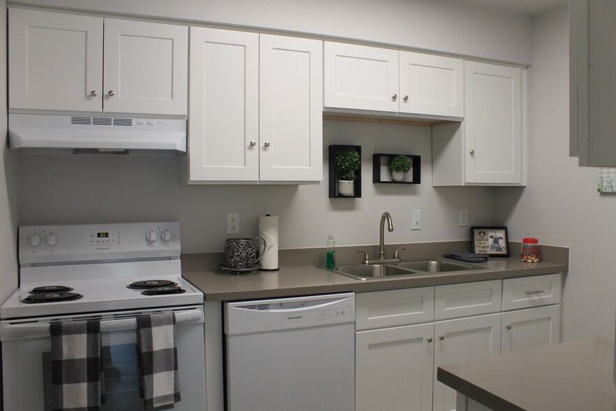 More Photos Of 3619 Texas St, Lake Charles Apartments For Sale
