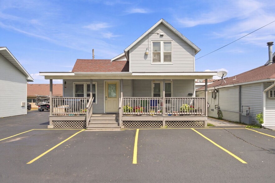 More Photos Of 1418 S Oak Ave, Owatonna Hotel For Sale