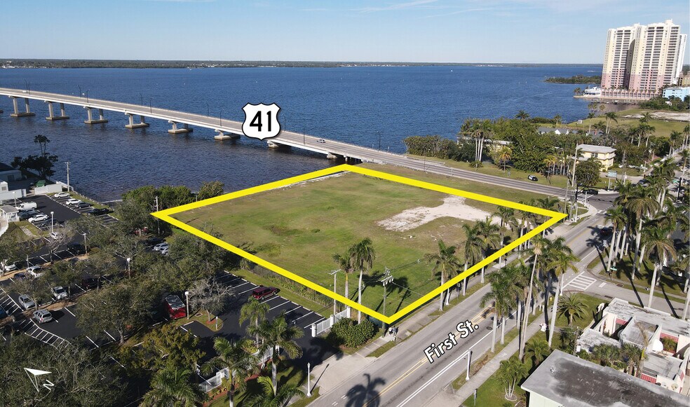 More Photos Of 2543 First St, Fort Myers Land For Sale