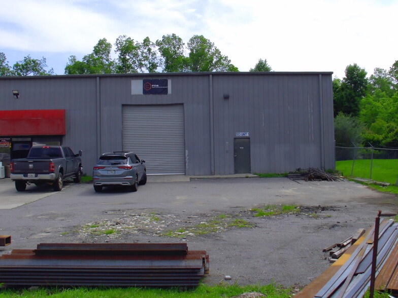 More Photos Of 553 Capital Cir SW, Tallahassee Warehouse For Lease