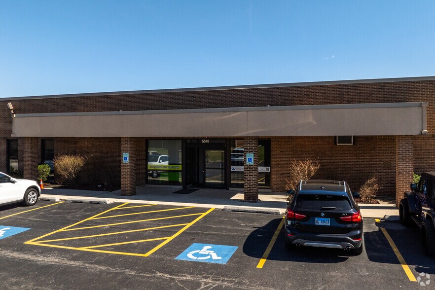 More Photos Of 5540 W 111th St, Oak Lawn Medical For Lease