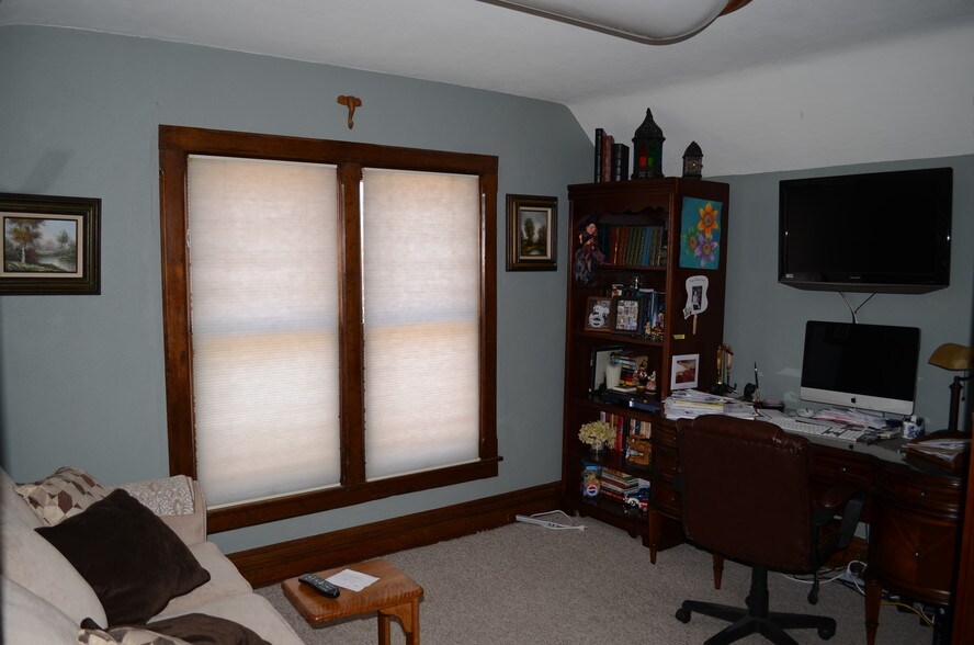 More Photos Of 22 High Rd, Cary Office Residential For Sale