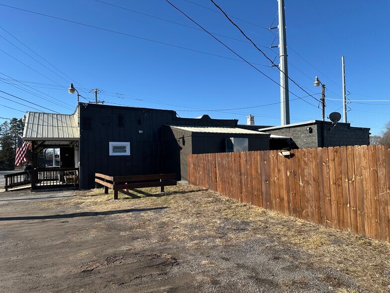 More Photos Of 7403 S Telegraph Rd, Temperance Bar For Sale