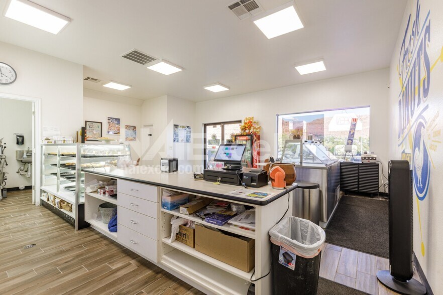 More Photos Of 435 N Bluff St, Saint George Freestanding For Lease