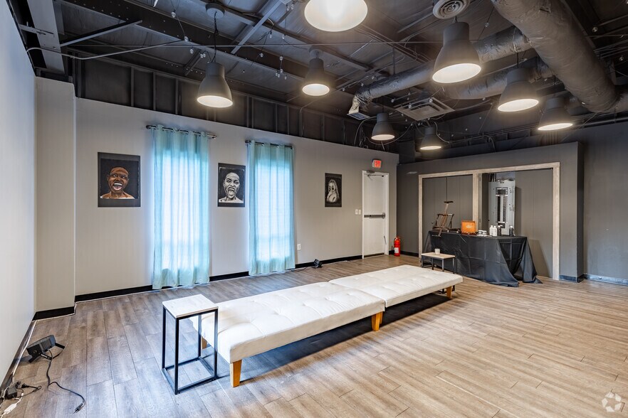 More Photos Of 351 Marietta St NW, Atlanta Service For Sale