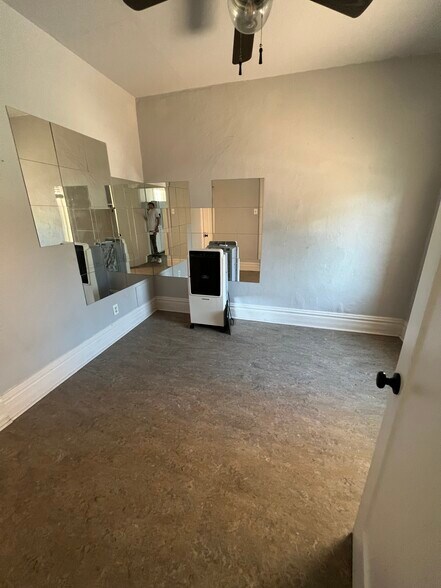 More Photos Of 246-248 S Broadway, Denver Storefront Retail Residential For Sale