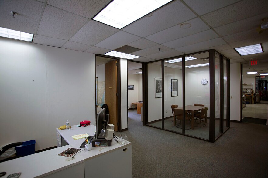 More Photos Of 10-16 Craig Rd, Acton Light Manufacturing For Lease