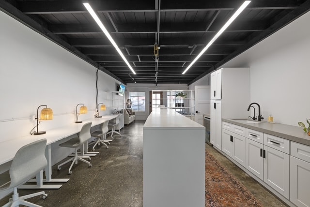 More Photos Of 1630 Aviation Blvd, Redondo Beach Loft Creative Space For Sale