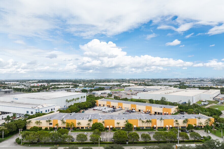 More Photos Of 12601 NW 115th Ave, Medley Warehouse For Sale