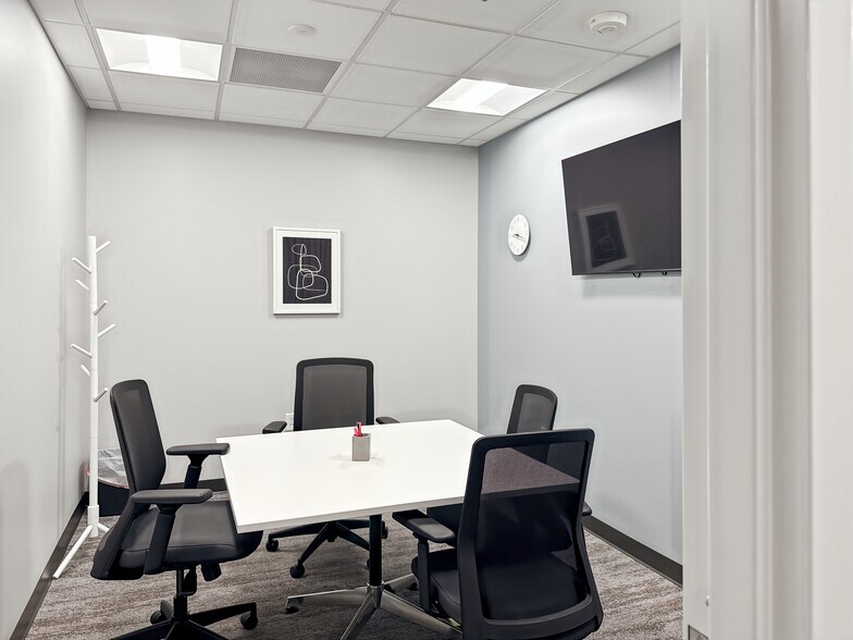 More Photos Of 2 Constitution Dr, Virginia Beach Coworking Space
