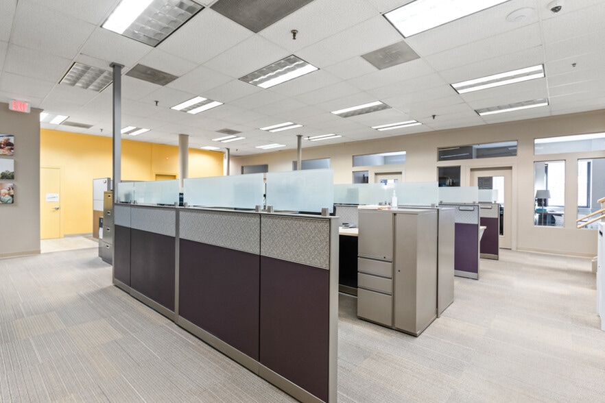 More Photos Of 307 Cumberland Ave, Portland Office For Sale