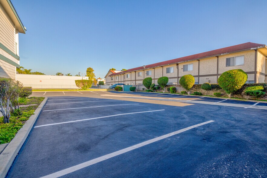 More Photos Of 16336 Whittier Blvd, Whittier Medical For Sale
