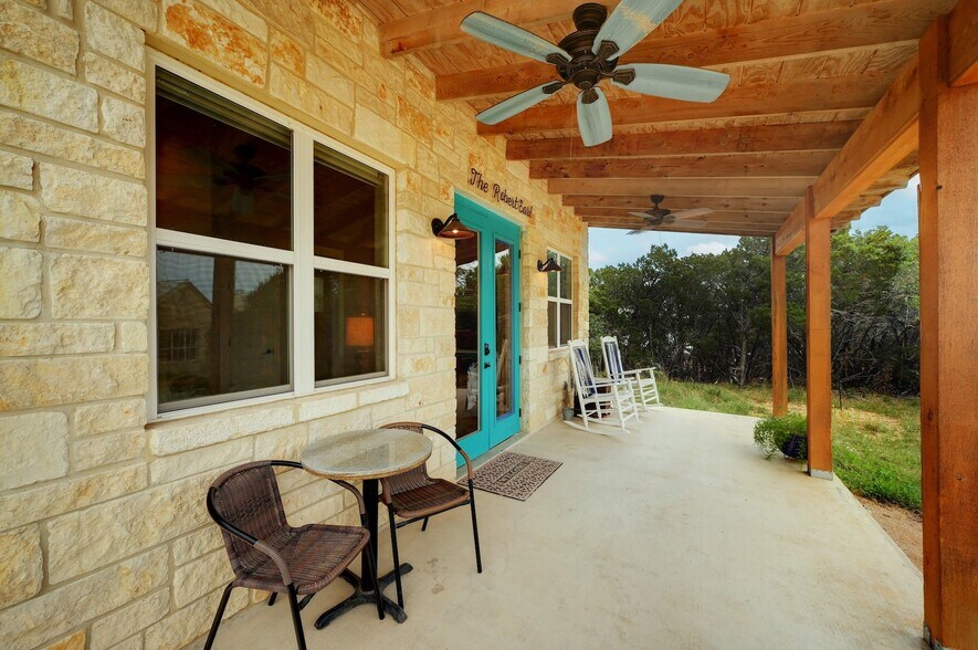 More Photos Of 7400 McGregor Ln, Dripping Springs Hotel For Sale