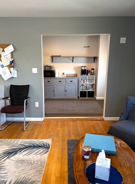 More Photos Of 4902 W Genesee St, Camillus Office For Sale