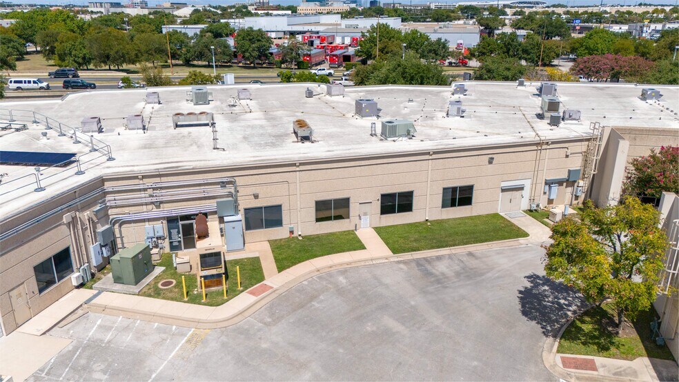 More Photos Of 9120 Burnet Rd, Austin Research And Development For Lease
