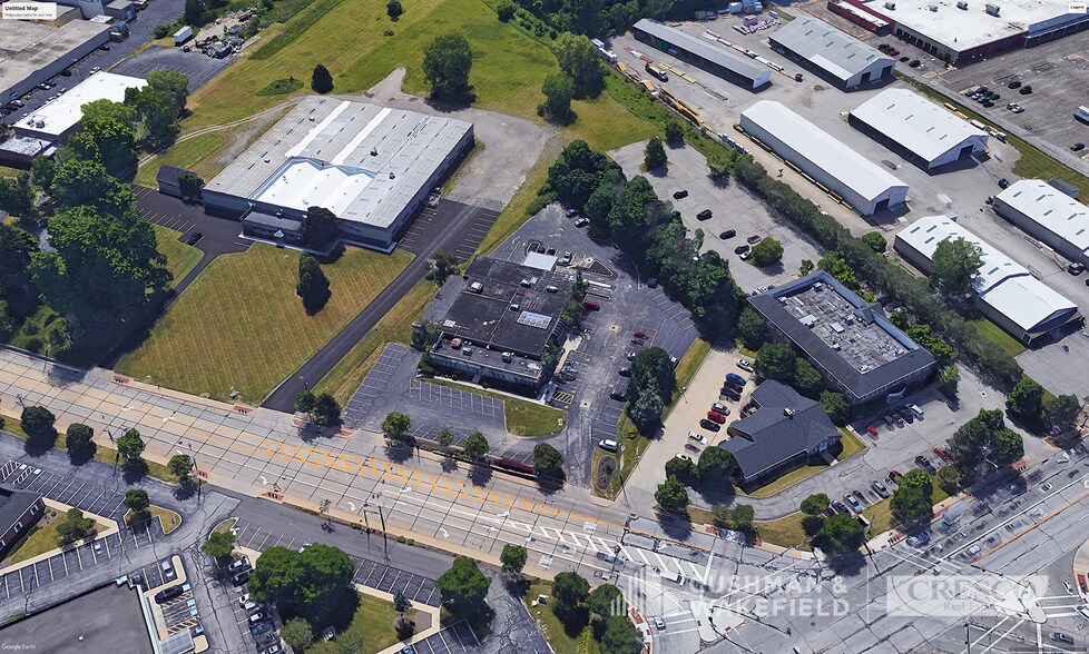 More Photos Of 34050 Solon Rd, Solon Office For Lease