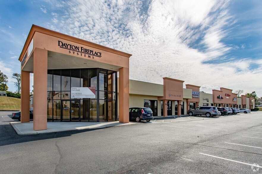 More Photos Of 464 N Springboro Pike, Dayton Storefront For Lease