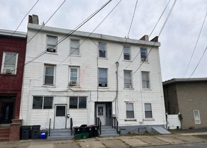Primary Photo Of 533 Broadway, Watervliet Apartments For Sale