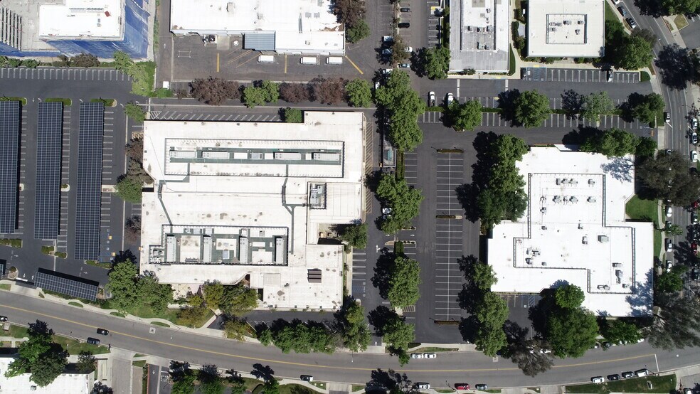 More Photos Of , Woodland Hills Office For Sale