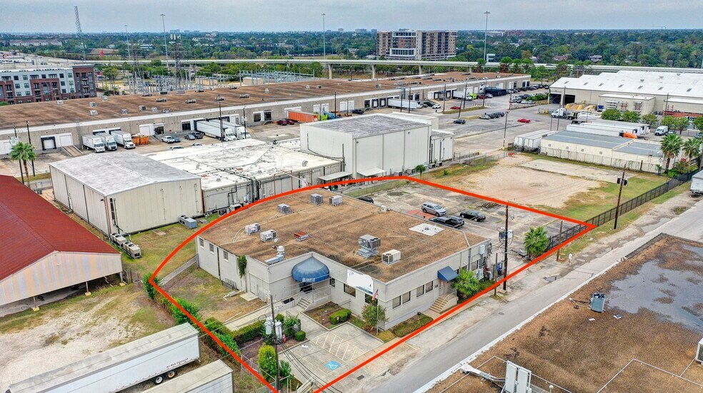 More Photos Of 2006 White St, Houston Unknown For Lease