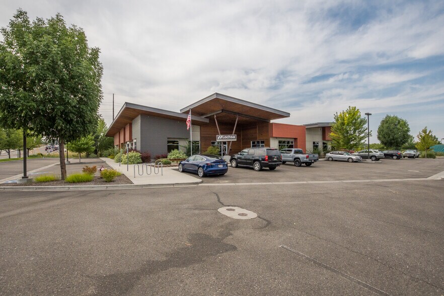 More Photos Of 201 N Maple Grove Rd, Boise Office For Lease