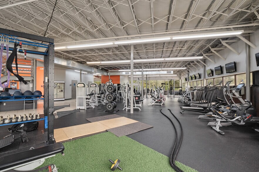 More Photos Of 3634 Austin Peay Hwy, Memphis Medical For Lease