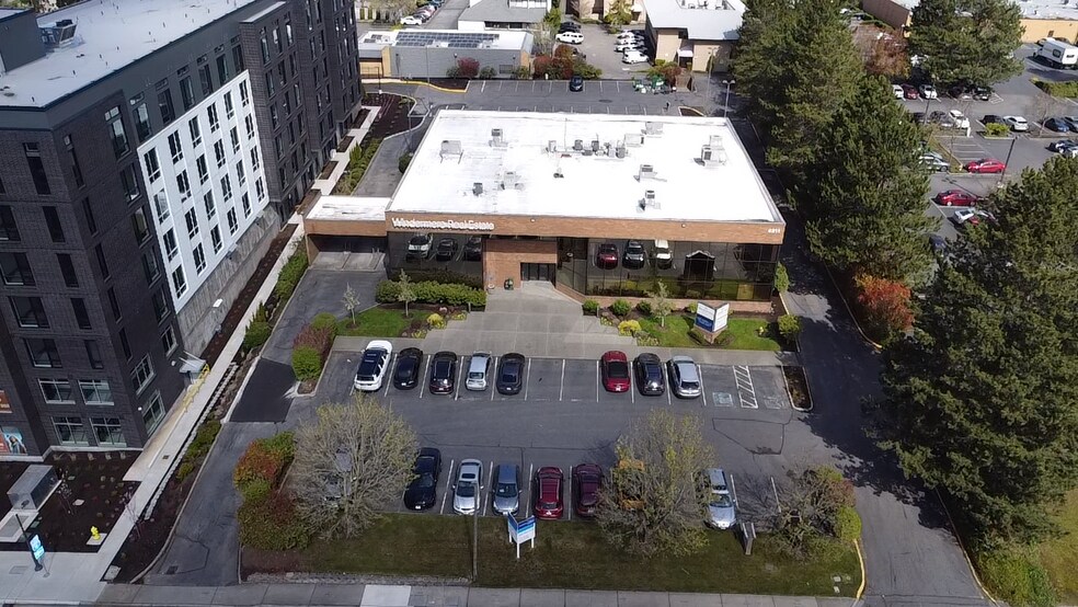 More Photos Of 4211 Alderwood Mall Blvd, Lynnwood Office For Lease