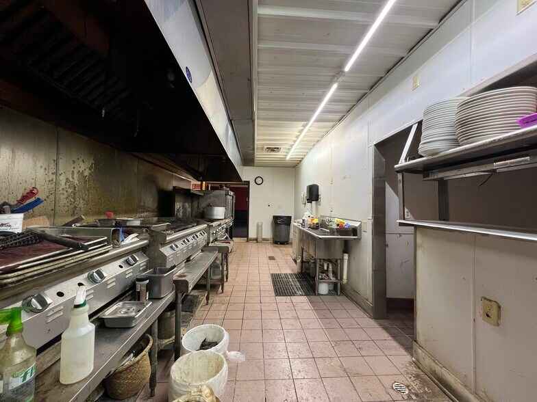 More Photos Of 15371 Highway 13 S, Hurricane Mills General Retail For Sale