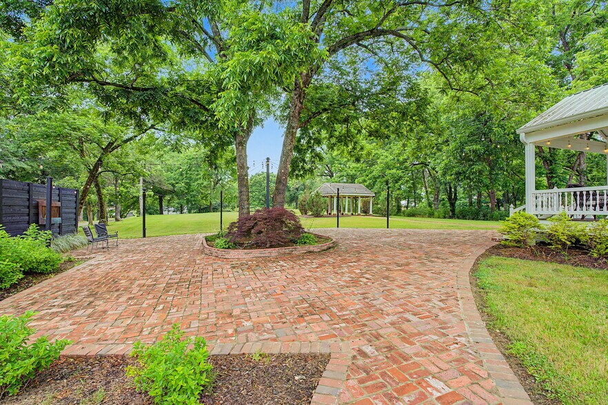 More Photos Of 118 Hwy 309 S, Byhalia Lodge Meeting Hall For Sale