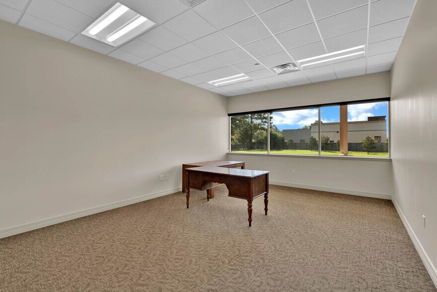 More Photos Of 8509 Line Ave, Shreveport Office For Sale