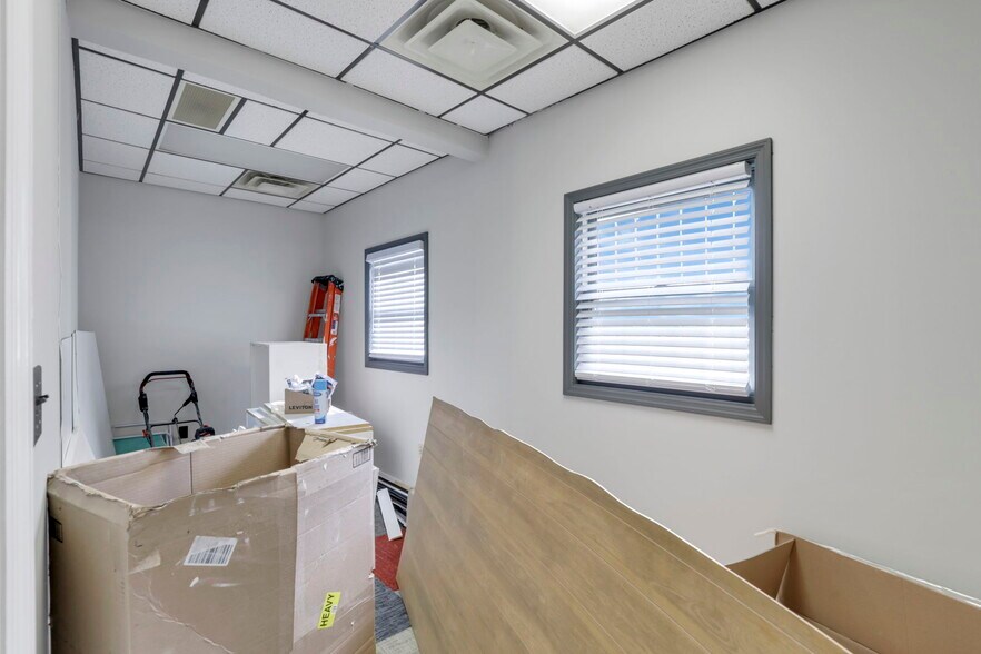 More Photos Of 4241 Kimberly Pky, Columbus Office For Sale
