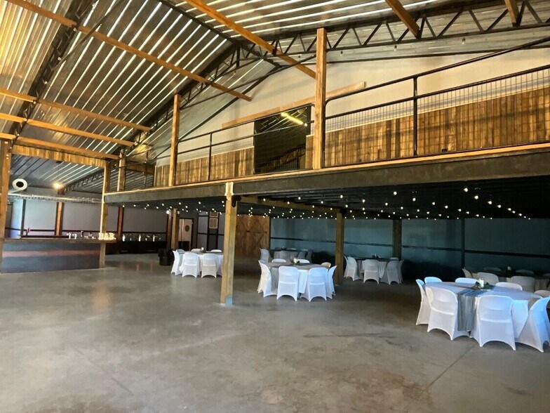 More Photos Of 7701 W Knights Griffin Rd, Plant City Lodge Meeting Hall For Lease