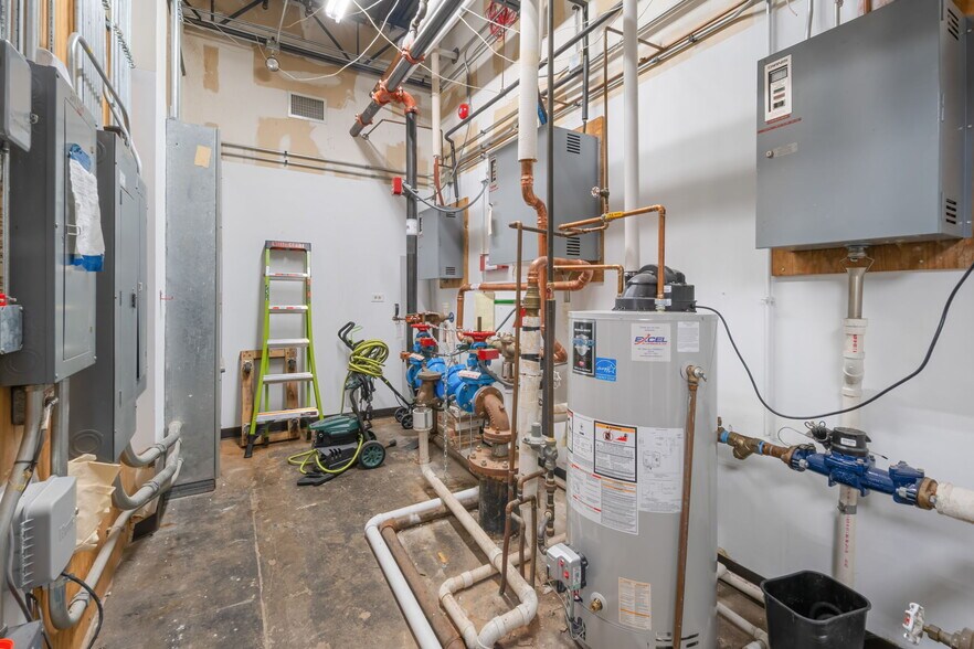 More Photos Of 1477 Barclay Blvd, Buffalo Grove Office For Sale