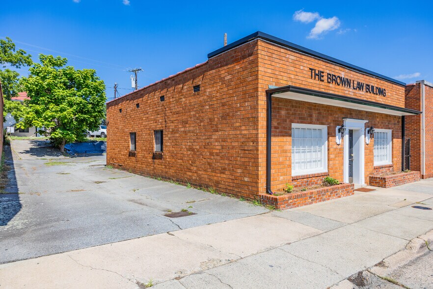 More Photos Of 316 S Eugene St, Greensboro Office For Sale