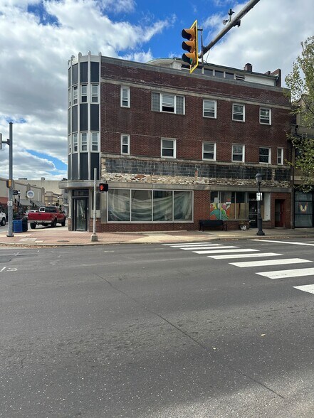 More Photos Of 401 York Rd, Jenkintown Apartments For Lease
