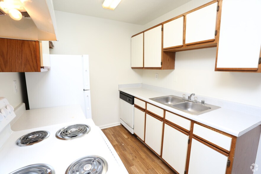 More Photos Of 3130 Saint Anthony Gardens Dr, Louisville Apartments For Sale