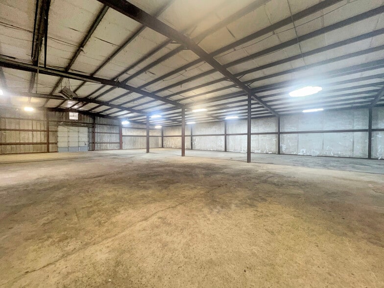 More Photos Of 3220 Money Rd, Montgomery Distribution For Lease