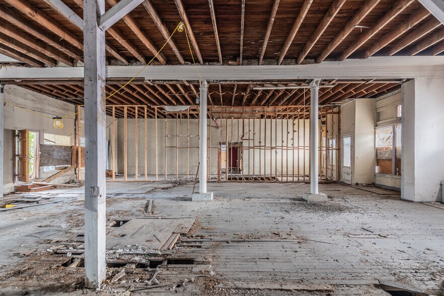 More Photos Of 1405 S Flores St, San Antonio Hospitality For Lease