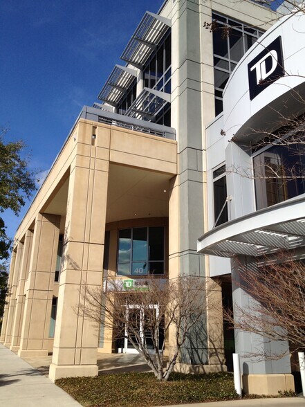 More Photos Of 40 Calhoun St, Charleston Office For Lease