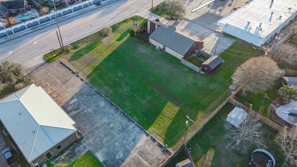More Photos Of 1810 25th Ave N, Texas City Medical For Sale