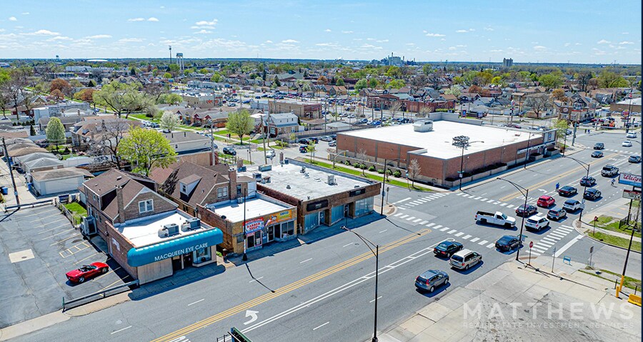 More Photos Of 7123-7127 W Archer Ave, Chicago Storefront For Sale