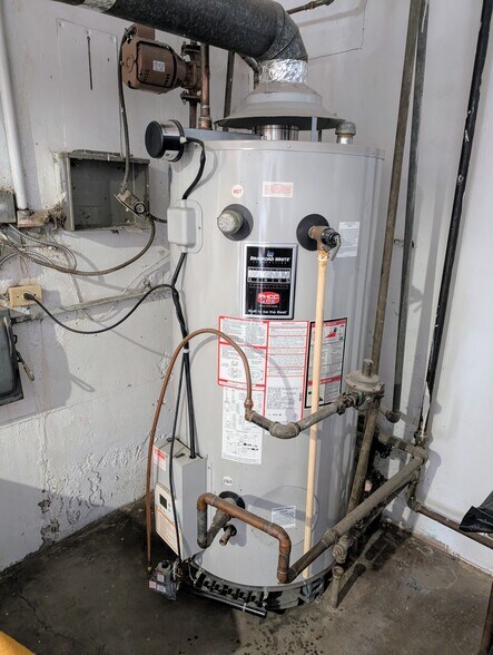 More Photos Of 1134 US Highway 80, Selma Hotel For Sale