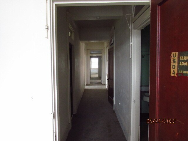 More Photos Of 301 N Washington St, Ardmore Distribution For Sale