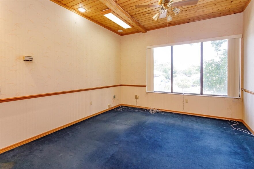 More Photos Of 200 N Thornton Ave, Orlando Office For Sale