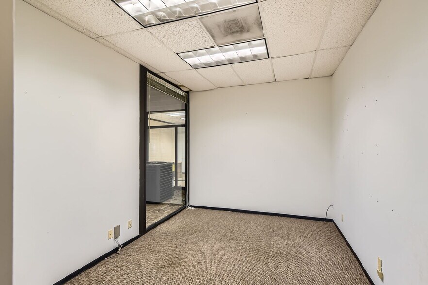 More Photos Of 14423 Cornerstone Village Dr, Houston Medical For Sale