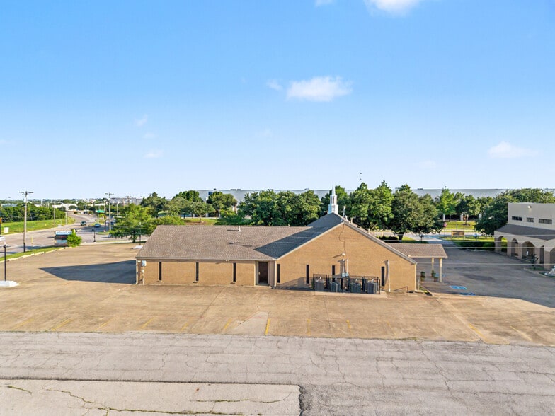 More Photos Of 2111 Skyline Dr, Mesquite Religious Facility For Sale
