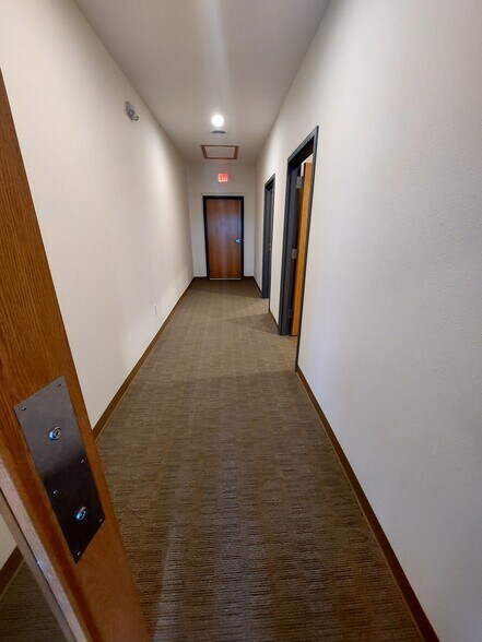 More Photos Of 825 Lexington Blvd, Fort Atkinson Freestanding For Lease