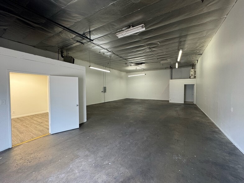 More Photos Of 9851 Eighth St, Rancho Cucamonga Warehouse For Lease
